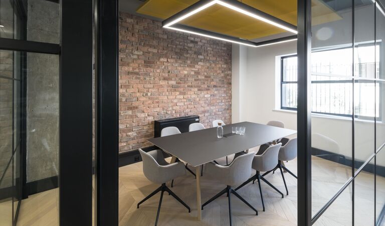 Office Space 43 Eagle Street - Image 2