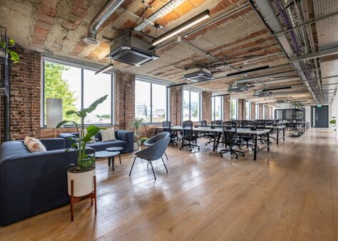 Office Space The Aircraft Factory - Image 13