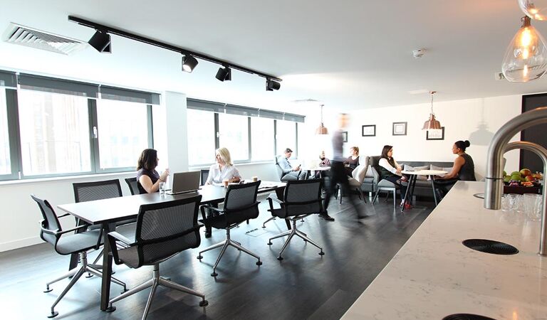 Image #4 of 150 Minories