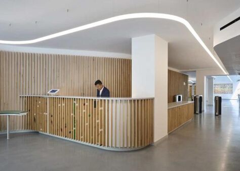 Office Space 50 Featherstone Street - Image 1