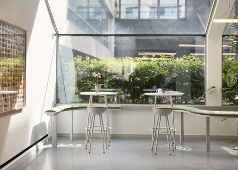 Office Space 50 Featherstone Street - Image 5