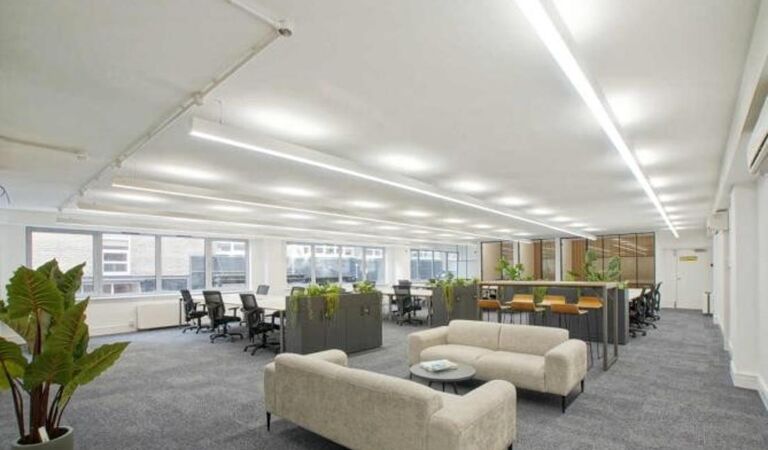 Office Space 50 Featherstone Street - Image 2