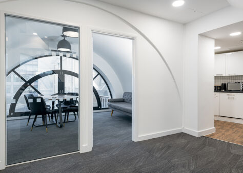 Office Space Dickens House, 1 Fetter Lane - Image 11