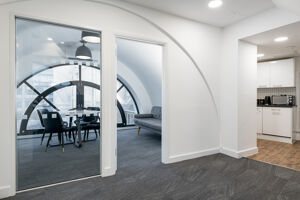 Office Space Dickens House, 1 Fetter Lane - Image 11