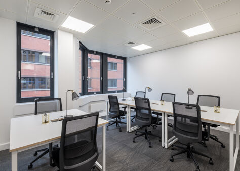 Office Space Dickens House, 1 Fetter Lane - Image 16