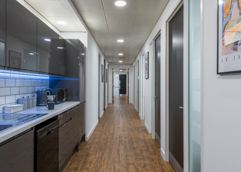 Office Space Dickens House, 1 Fetter Lane - Image 13