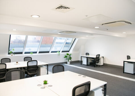 Office Space 46 Park Place - Image 9