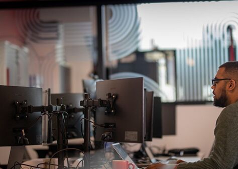 Office Space Water's Edge - Camperdown St - Image 8