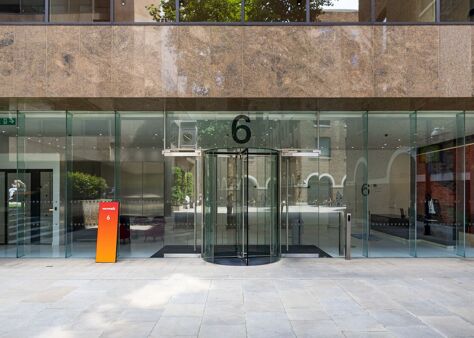 Office Space 6 Devonshire Square - Image 2