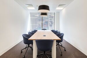 Office Space 6 Devonshire Square - Image 9