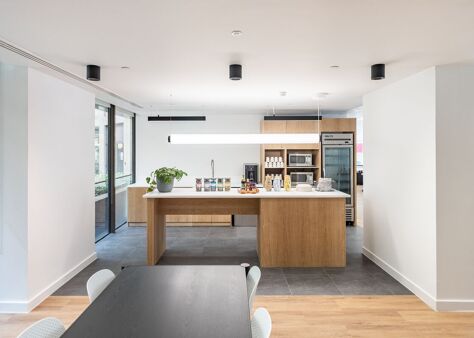 Office Space 6 Devonshire Square - Image 7