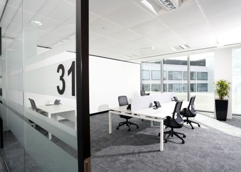 Office Space Reading - Image 2