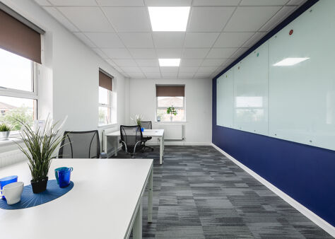 Office Space Universe House - Image 12