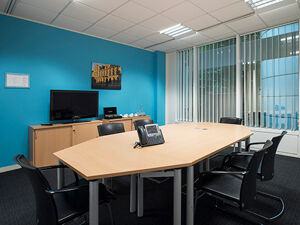 Office Space Northampton Business Park - Image 10