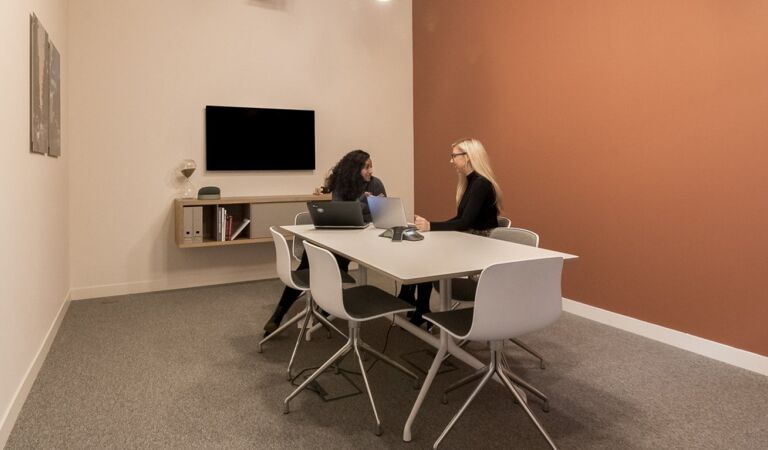 Office Space The Minster Building - Image 1