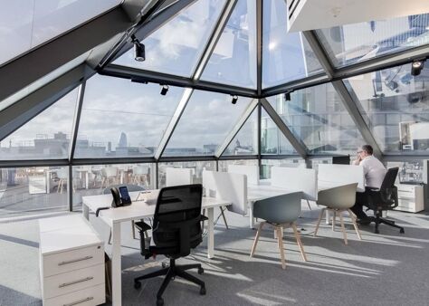 Office Space The Minster Building - Image 3