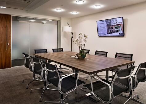 1 Knightsbridge Green