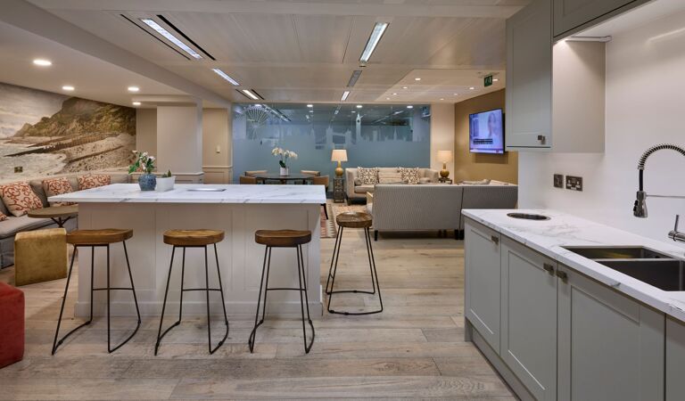 1 Knightsbridge Green