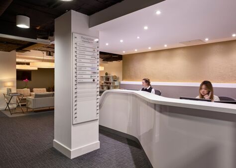 1 Knightsbridge Green