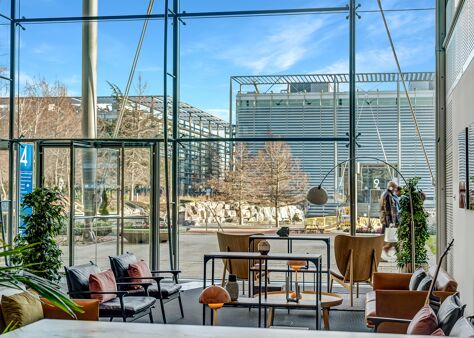 Office Space Chiswick Park - B4 - Image 5