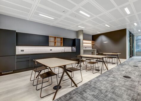 Office Space Chiswick Park - B4 - Image 6