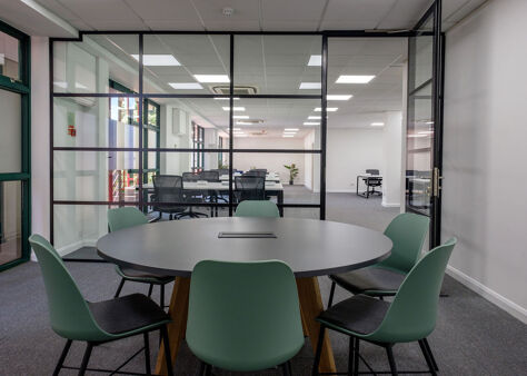 Office Space Plaza 535 - Image 18