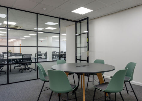 Office Space Plaza 535 - Image 19