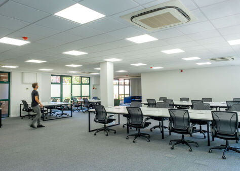 Office Space Plaza 535 - Image 56