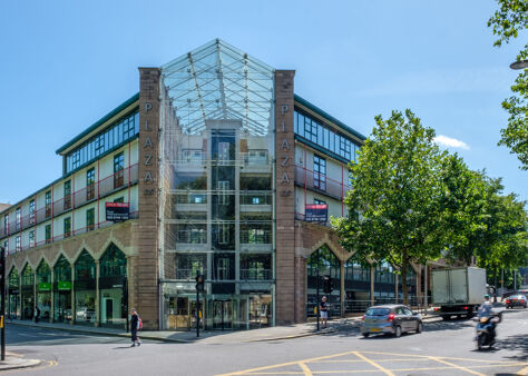 Office Space Plaza 535 - Image 1