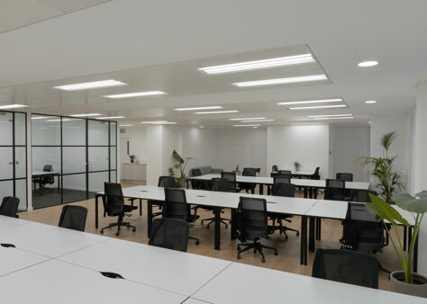 Office Space 22 King Street - Image 10