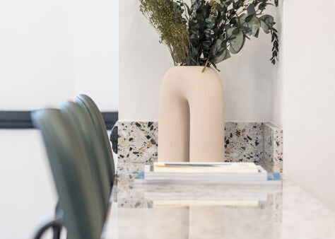 Office Space 42-43 Maiden Lane - Image 9