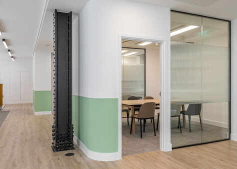 Office Space 15 King Street - Image 3