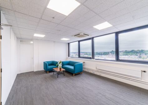Office Space St Clare House - Image 7
