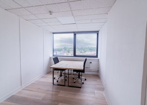 Office Space St Clare House - Image 3