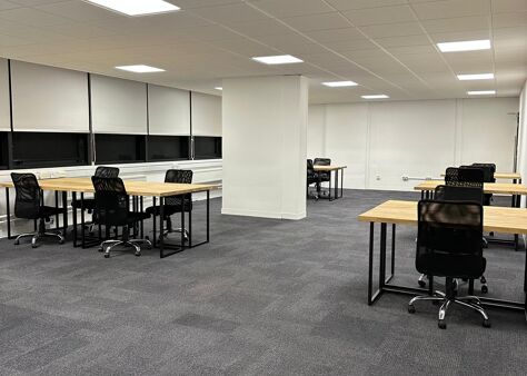 Office Space St Clare House - Image 12