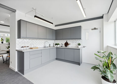 Office Space Glen House - Image 3