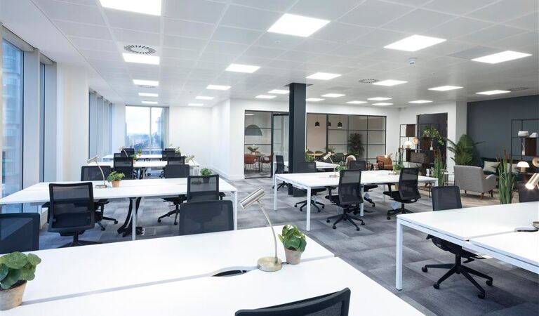 Office Space ONYX Studios - Image 3