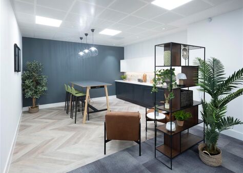 Office Space ONYX Studios - Image 24