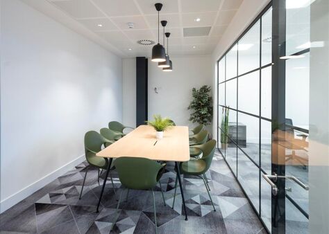 Office Space ONYX Studios - Image 8