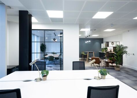 Office Space ONYX Studios - Image 25