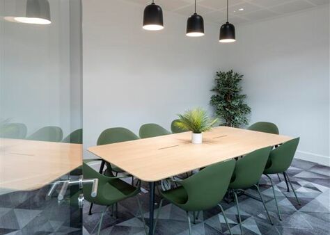 Office Space ONYX Studios - Image 55