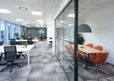 Office Space ONYX Studios - Image 9