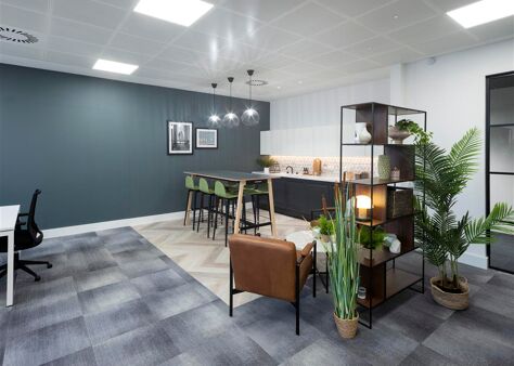 Office Space ONYX Studios - Image 13