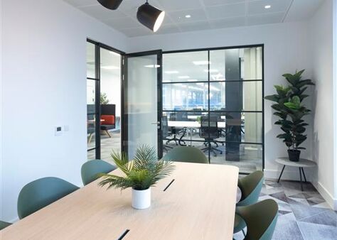 Office Space ONYX Studios - Image 21