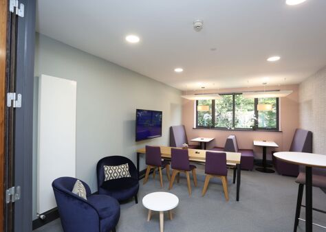 Office Space Cheltenham - Image 6