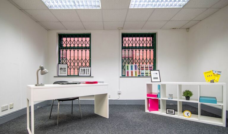 Office Space Leeds - Brooklands Court Business Centre - Image 3