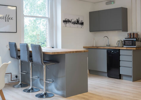 Office Space Borough - Image 14