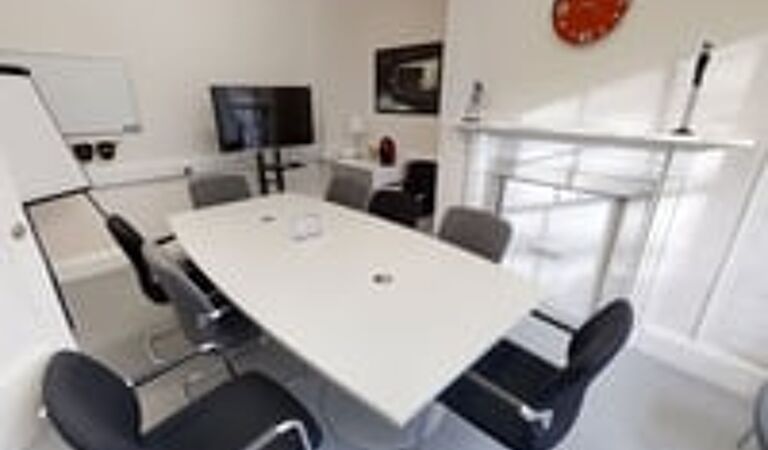 Office Space Rivers Lodge - Image 2