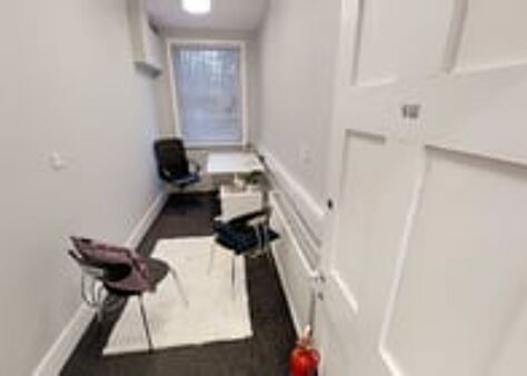 Office Space Rivers Lodge - Image 5