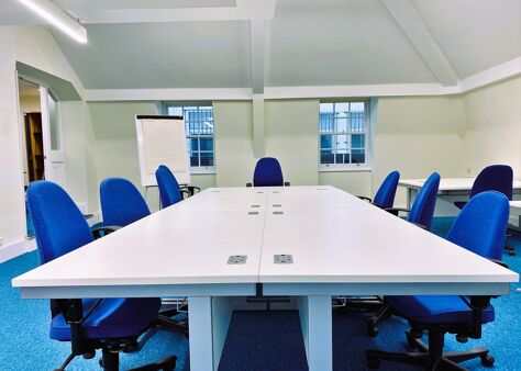 Office Space 4 Queen Street - Image 4